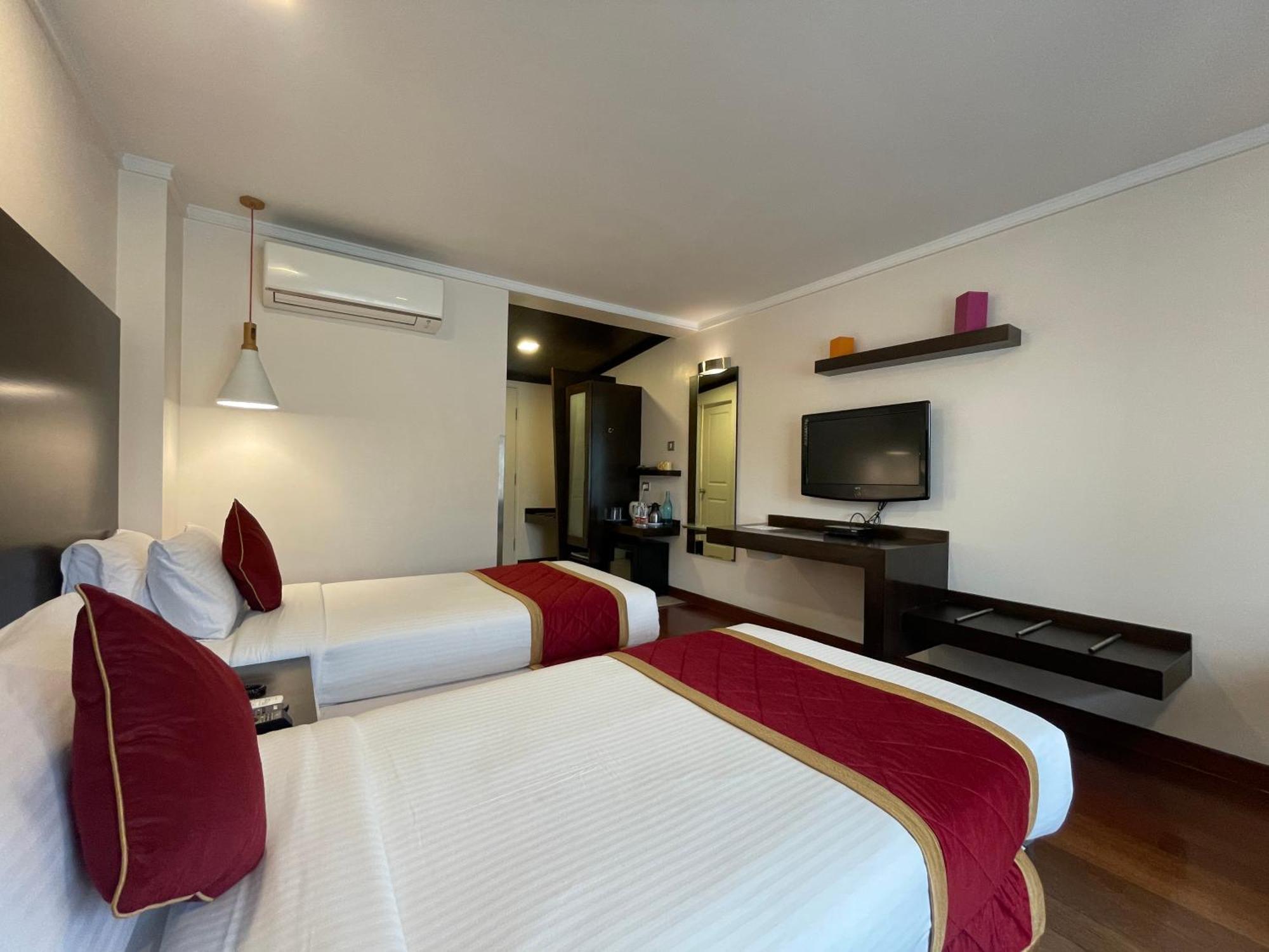 37Th Crescent Hotel Bengaluru Dış mekan fotoğraf